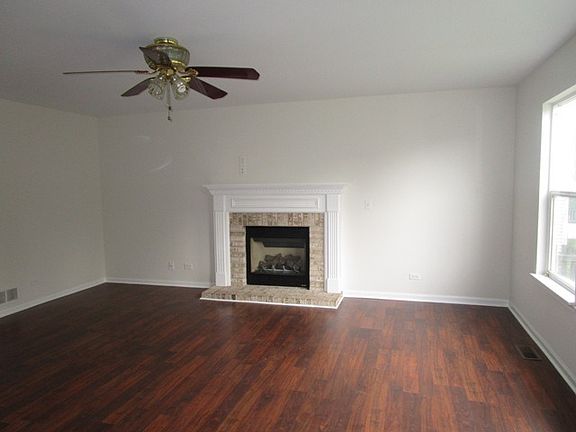 2nd image of 607 Turnburry Ln