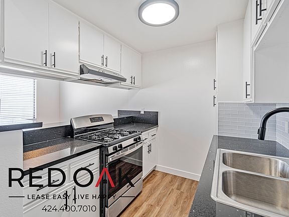 2nd image of 1214 W Gardena Blvd #6