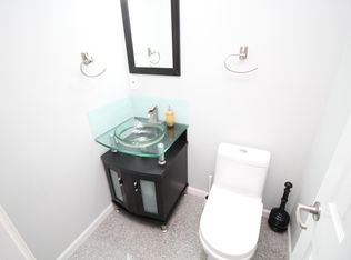 19157 Bainbridge Ave, Livonia, MI 48152