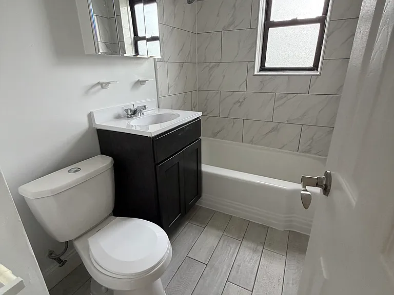 465 Highland Ave #4B — Photo 4
