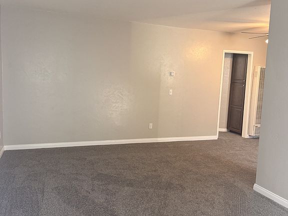 4th image of 4447 Marlborough Ave
