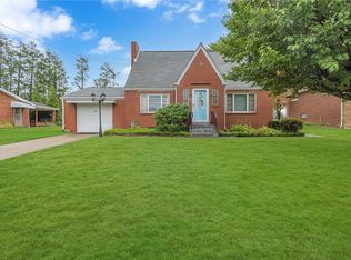 998 Ridge Rd, Ambridge, PA 15003