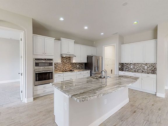 Strabane - New Home - Gourmet Kitchen Option