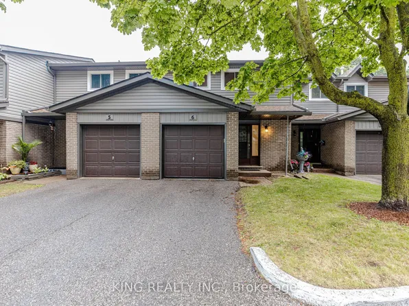 46 Cedarwoods Cres #6, Kitchener, ON N2C 2L7