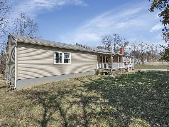 3rd image of 5060 Wheeling Rd NE