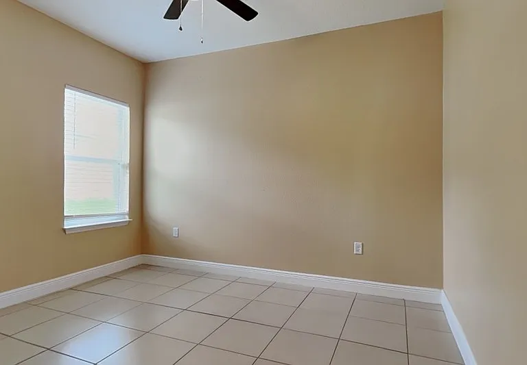 5017 SW 165th Street Rd — Photo 13