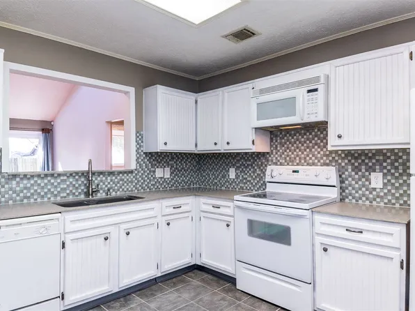 3906 Adonis Dr, Spring, TX 77373