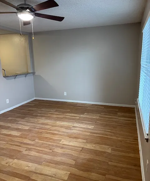 Element Austin Apartments — Photo 28