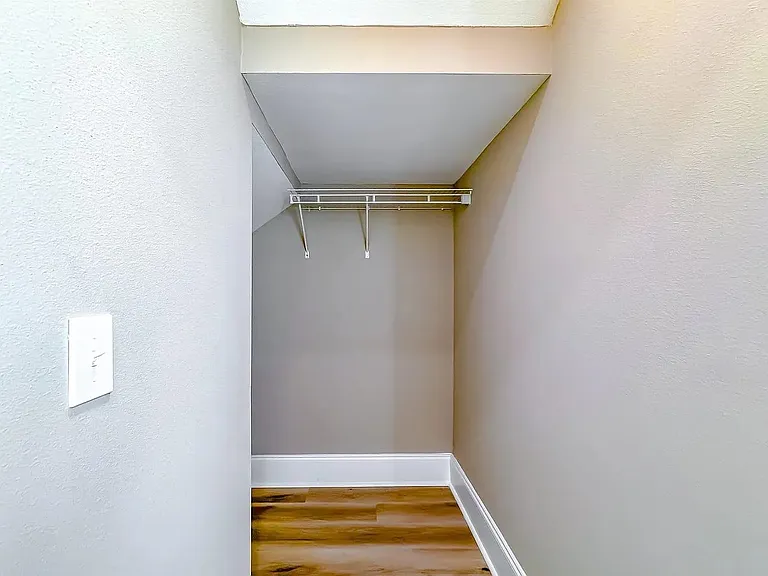 94 Springdale Dr — Photo 25
