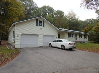 8 Maple Ln, Sabattus, ME 04280