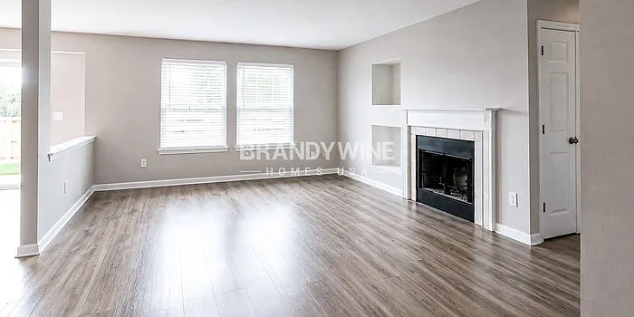 3 bed, 2.0 bath, 1252 sqft, $1,933 — Photo 4