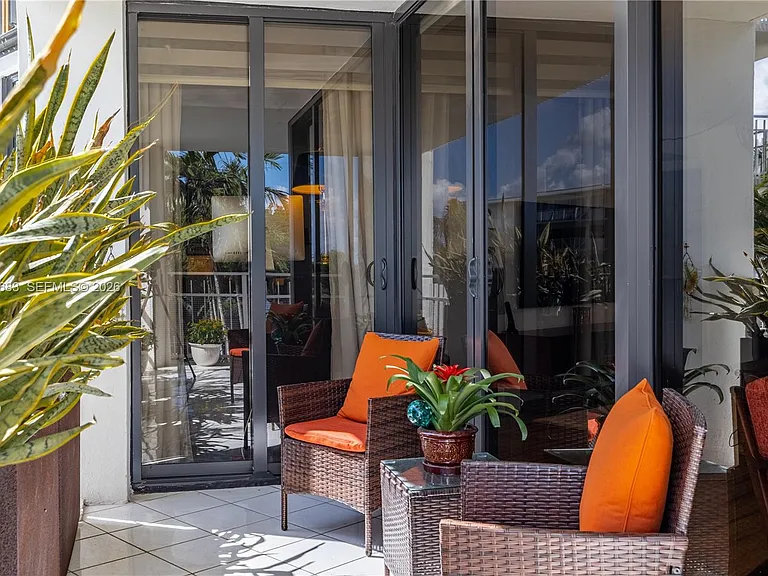 4000 Towerside Ter #308 — Photo 11