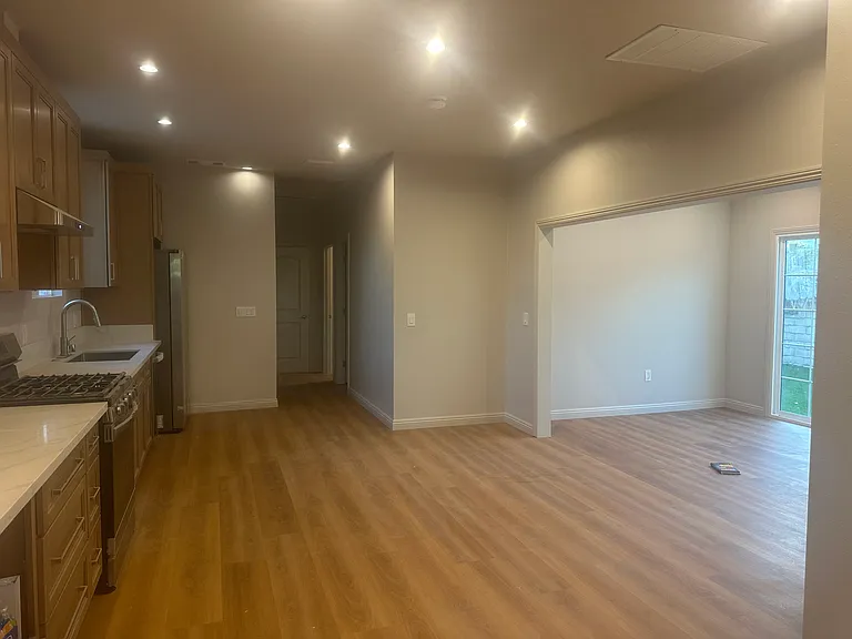 2309 Laramore Ln #2 — Photo 3
