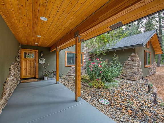 4th image of 39153 Granite Ln