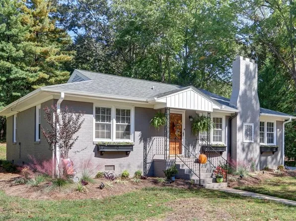 415 Pinedale Dr, Reidsville, NC 27320