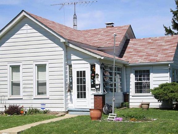 3rd image of 1570 Morgan St