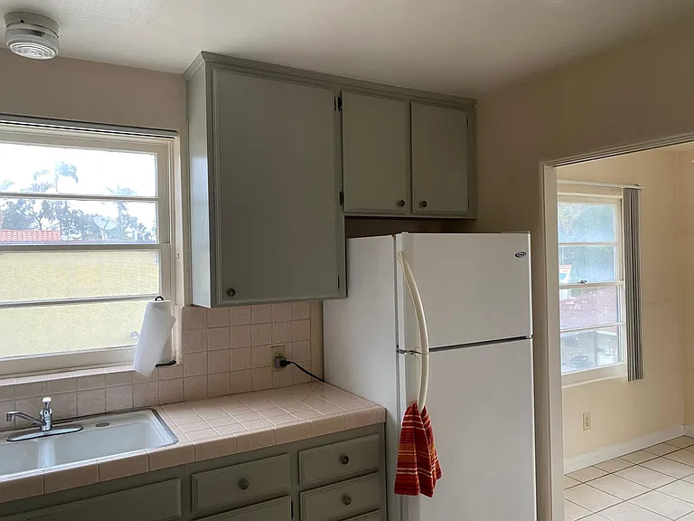 2570 B St — Photo 12