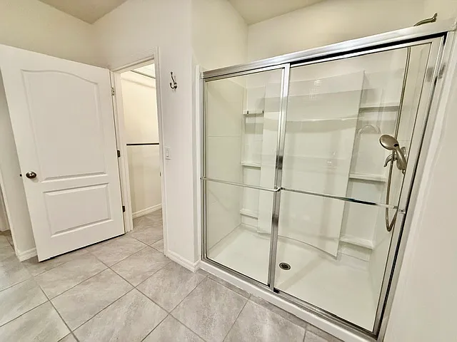243 Meghan Cir — Photo 14
