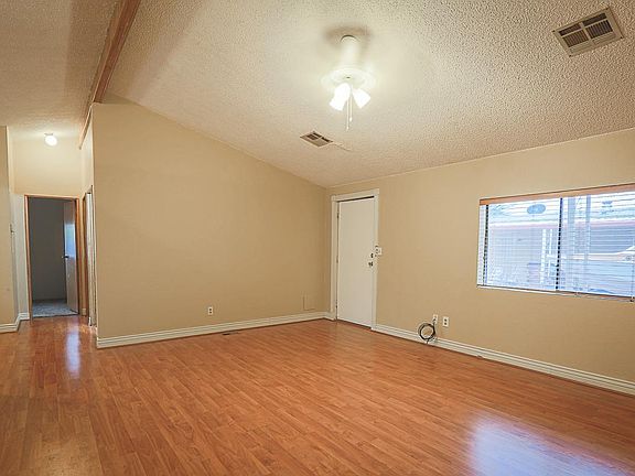 3rd image of 1430 S Lawson Dr