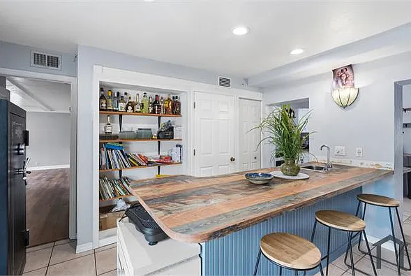 1307 Baltimore Dr — Photo 7