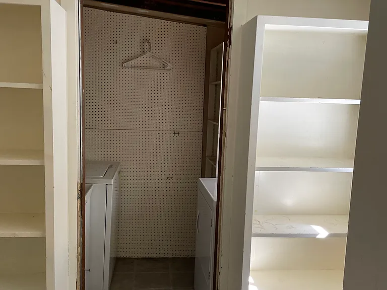 10030 Riverside Dr — Photo 15