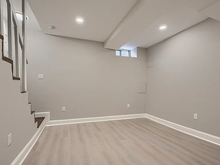 614 Savage St — Photo 4