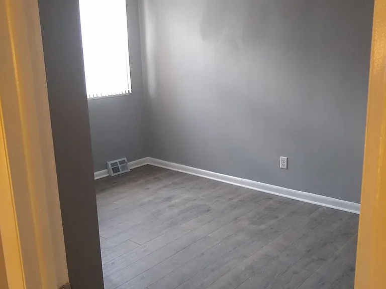 1811 Kendrick St — Photo 9