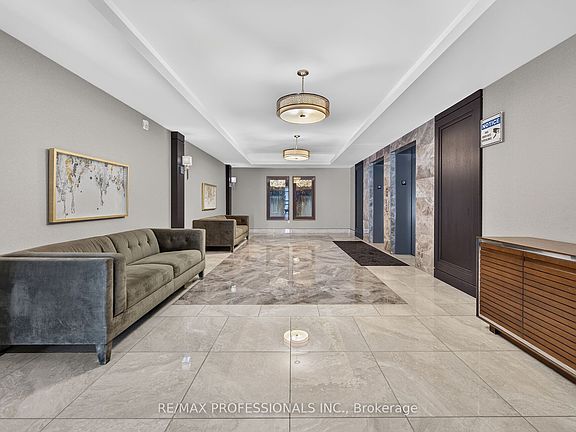 5th image of 101 Shoreview Pl #133