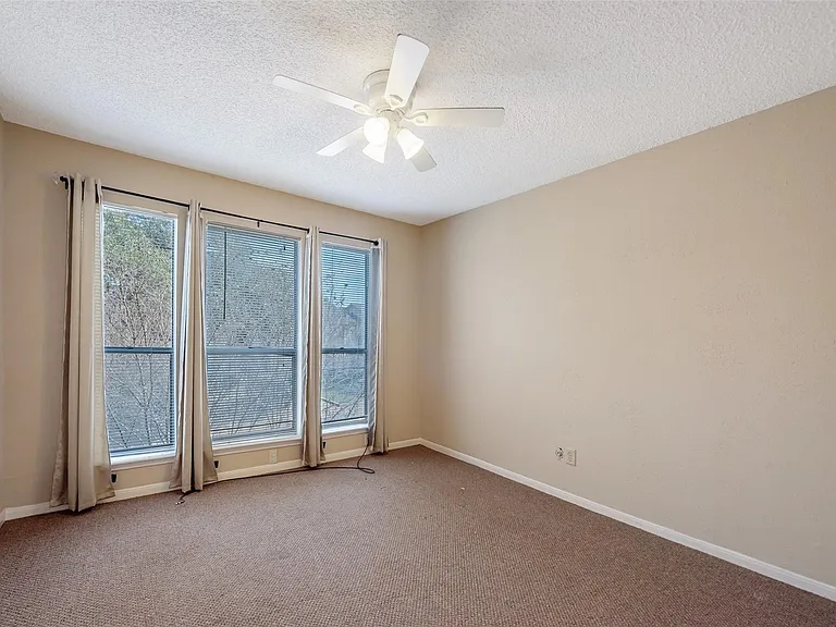 12400 Brookglade Cir #15 — Photo 27