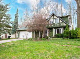 4786 Stauffer Ave SE, Kentwood, MI 49508