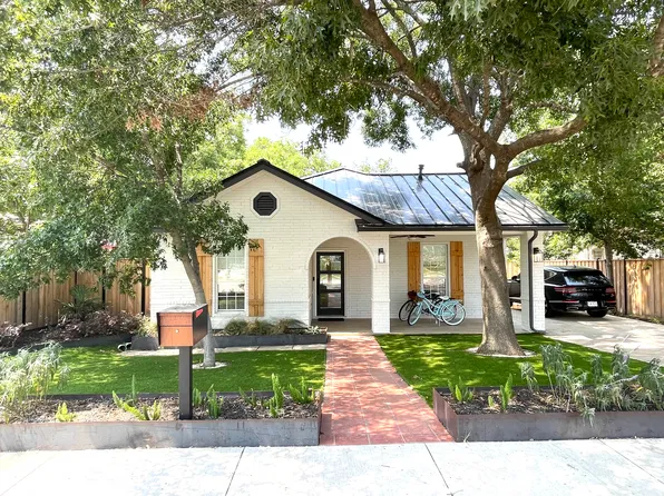 609 W 17th St, Georgetown, TX 78626