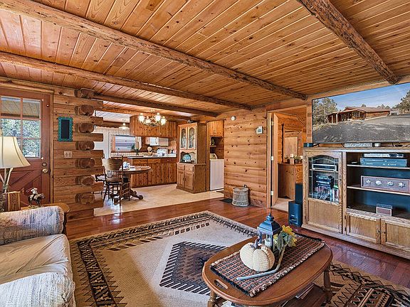 3rd image of 1937 SE Mountain Rd