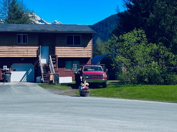 8537 Steep Pl, Juneau, AK 99801