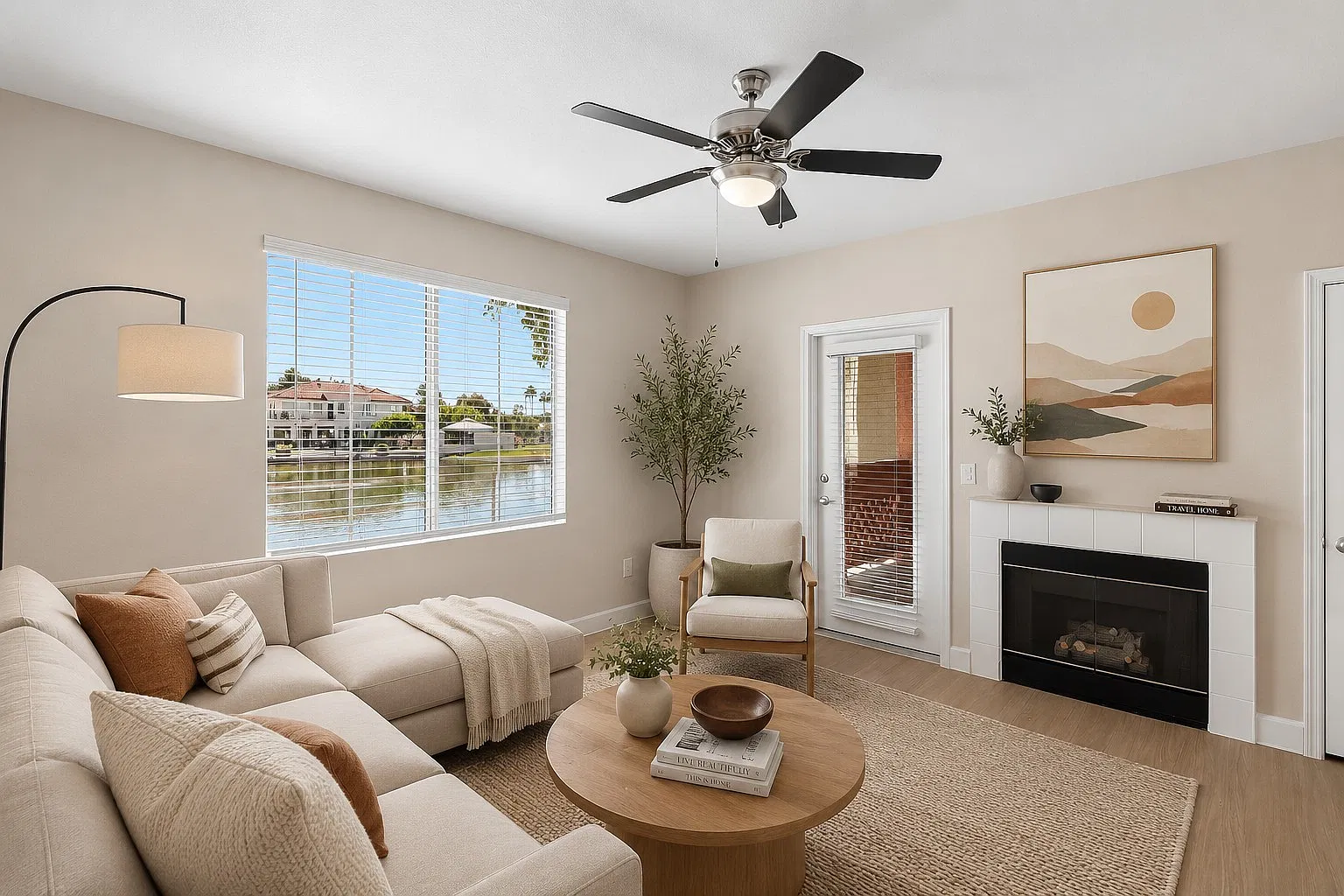 Serena Shores Apartments — Photo 4