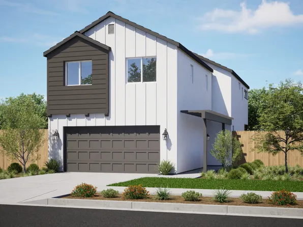 2112 Amarone Ave, Tulare, CA 93274