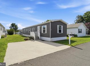 44 Kennedy Dr, Fairless Hills, PA 19030