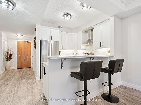 4th image of 23 Stumpf St #102