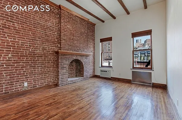 Sold by Compass | media 1