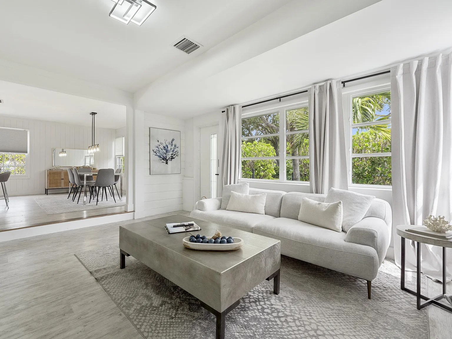 2 bed, 2.0 bath, 1024 sqft, $3,600 — Photo 1