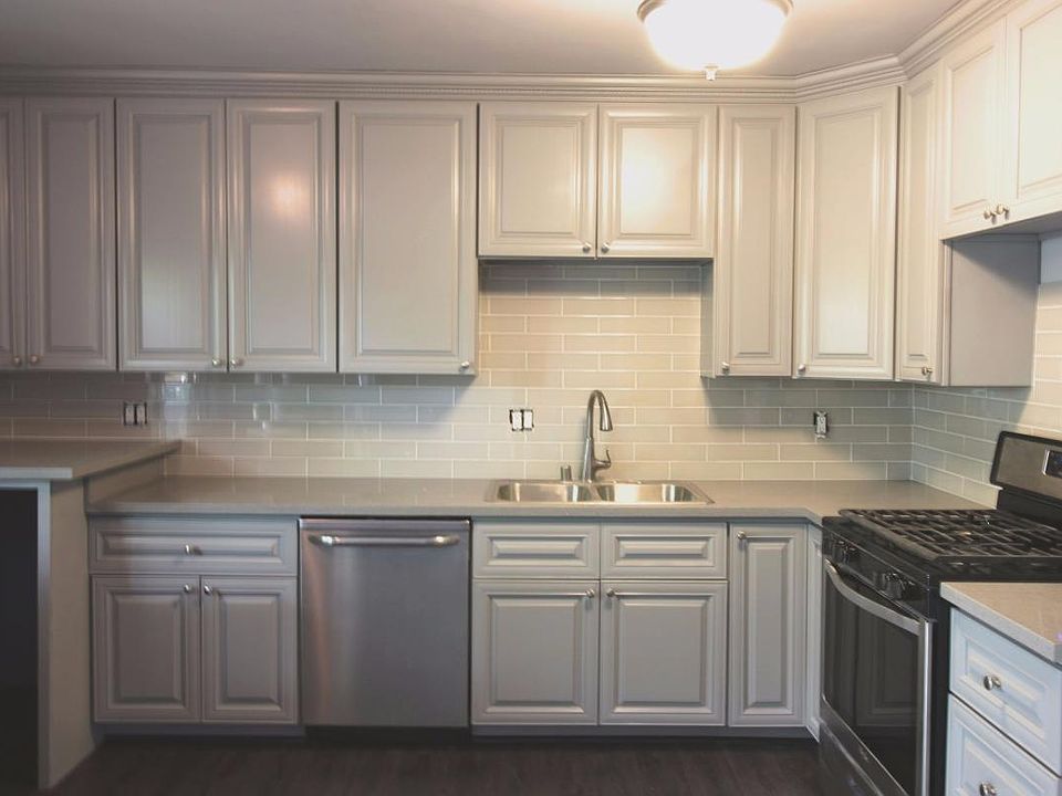 1st image of 3025 E 5th St APT 14