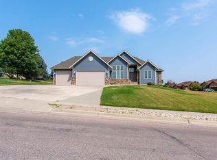7186 Prestwick Rd, Rapid City, SD 57702