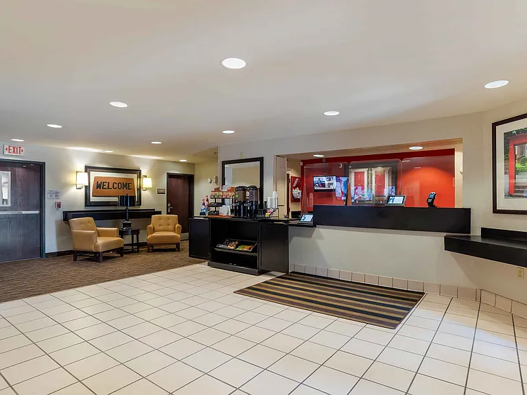 Lobby and Guest Check-in