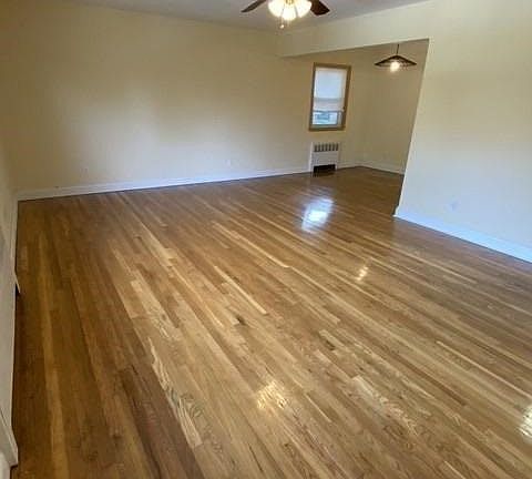 4th image of 4 Hill Park Ave #2