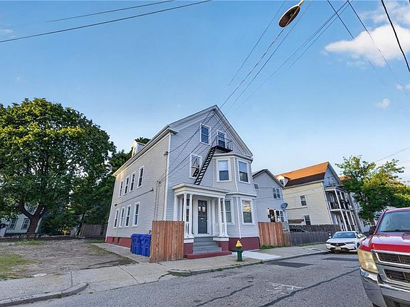 3rd image of 45-47 Wendell St