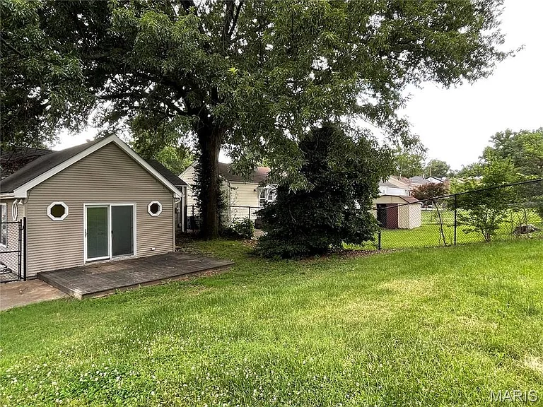 10745 Saint Xavier Ln — Photo 15