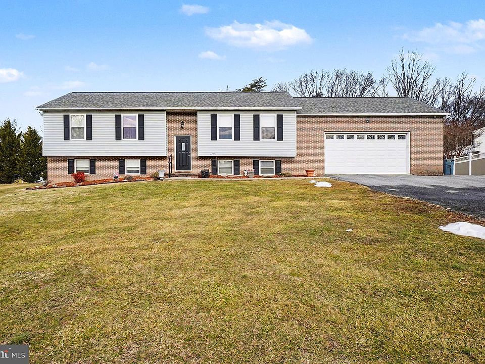 1st image of 8636 Winding Way