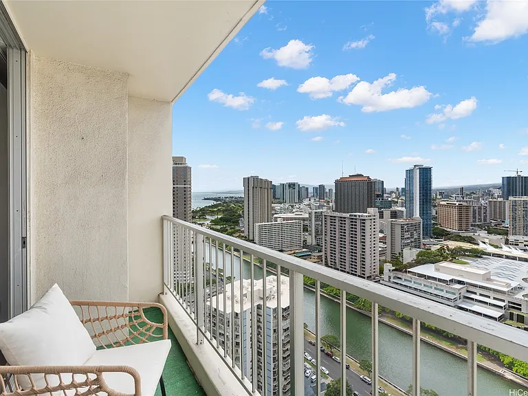 400 Hobron Ln #3314 — Photo 14