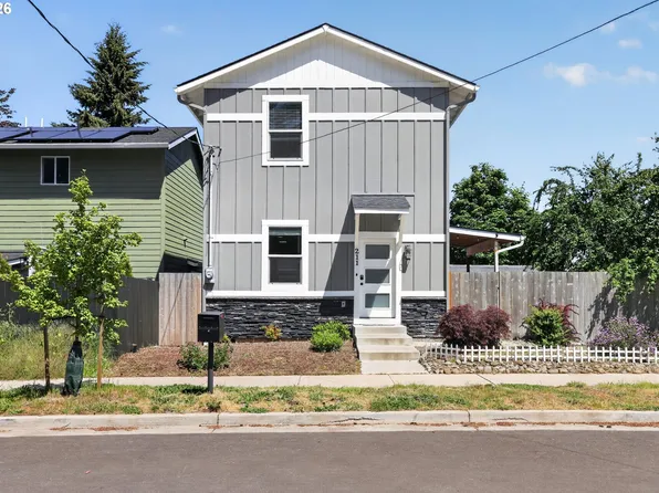 211 Ethel St, Oregon City, OR 97045