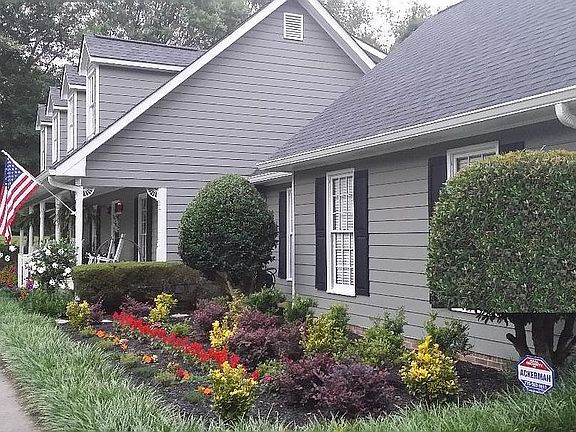 2nd image of 3650 Bay Leaf Dr