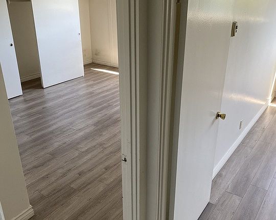 5th image of 1127 Magnolia St APT 8